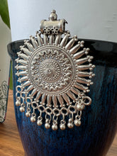 Silver round bold earrings